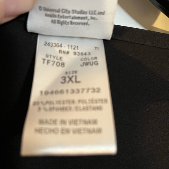 Jurassic Park Scrub Top - Picture 3 of 10